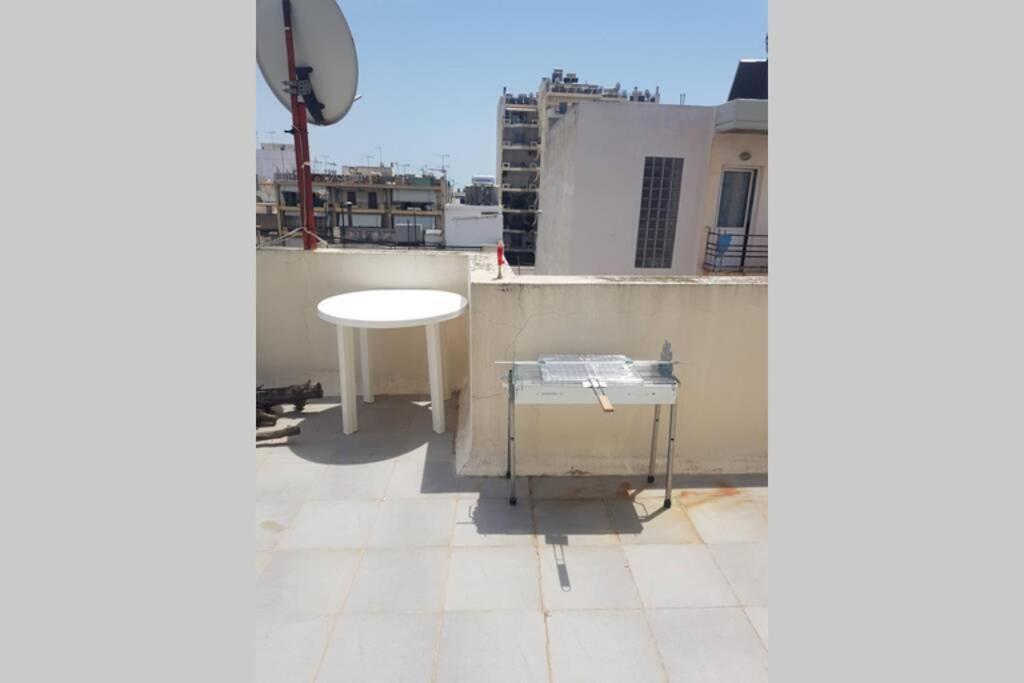 Terrace Roof Room @ Koridallos Metro St. & Piraeus Port Bagian luar foto