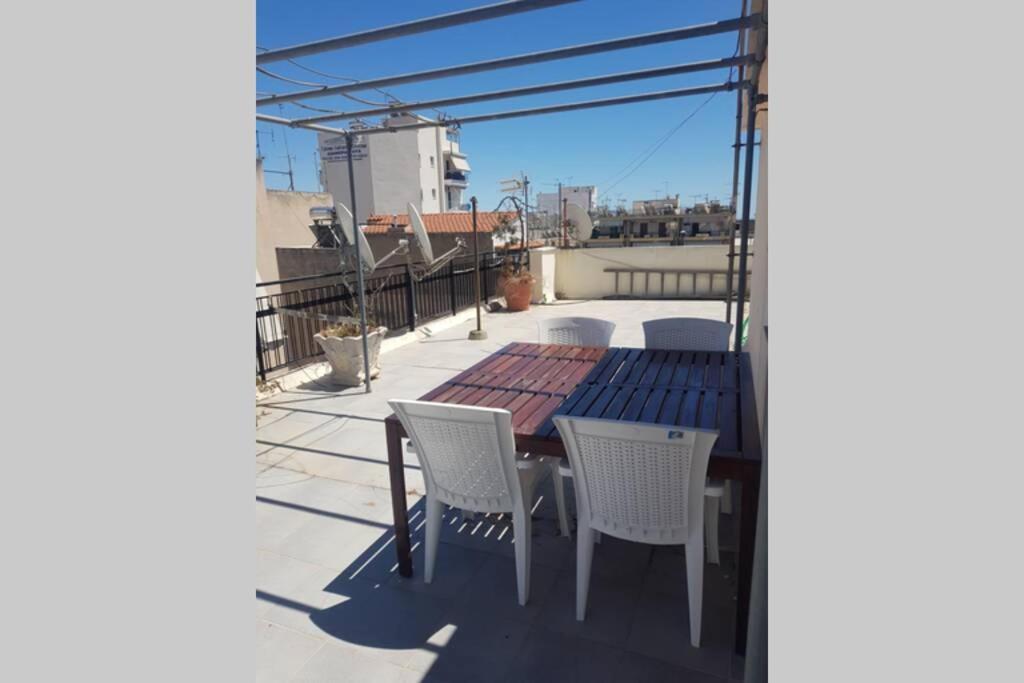 Terrace Roof Room @ Koridallos Metro St. & Piraeus Port Bagian luar foto